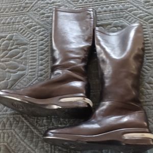 Women's Black Soft Leather Boots Size 8B